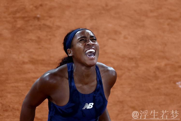 法网女单决赛五佳球：高芙超长多拍取胜